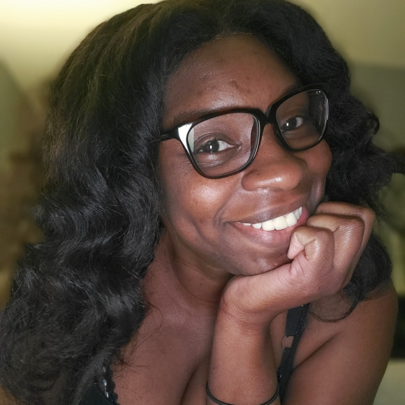 Meet your Posher, LoveyLadyLocs - Picture 12 of 15